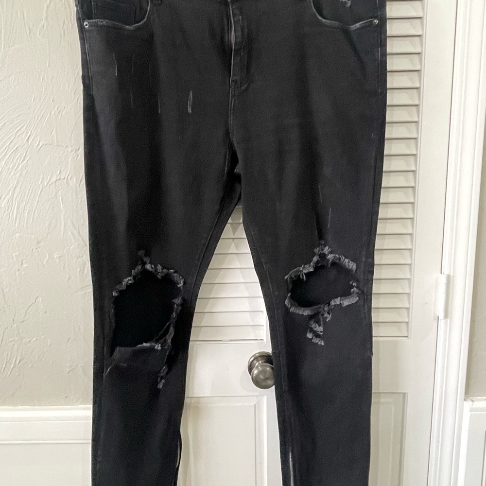 Shiekh Black Skinny Distressed High Waist Jeans